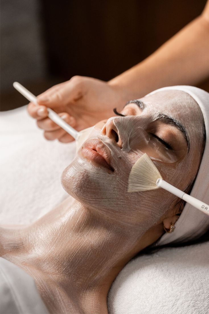 Tratamientos faciales avanzados en Takamaka Natural Beauty